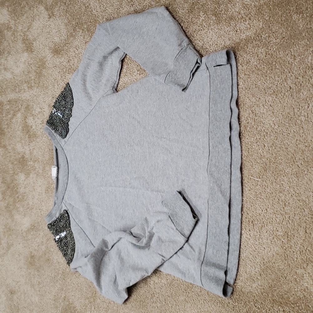 Elegant comfy grey sweater